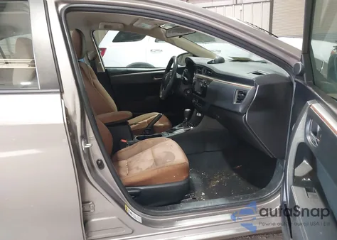 2015 Toyota Corolla Le z USA, uszkodzony, nr VIN 5YFBURHE3FP207532